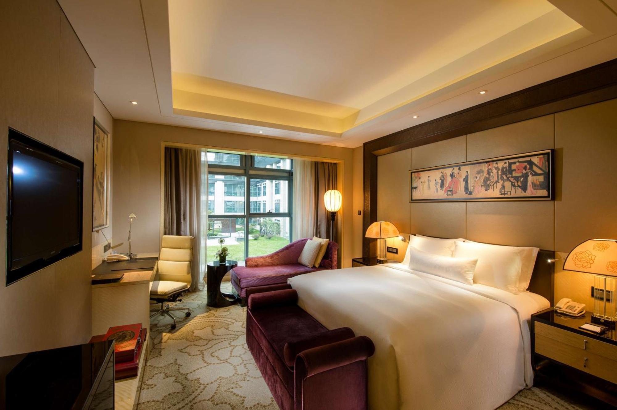 Hilton Xi'An Hotel Xi'an  Exterior photo