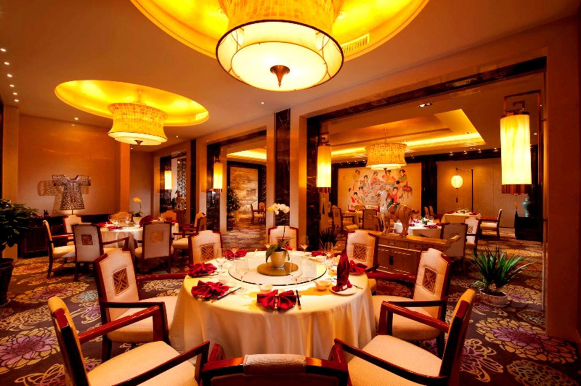Hilton Xi'An Hotel Xi'an  Exterior photo